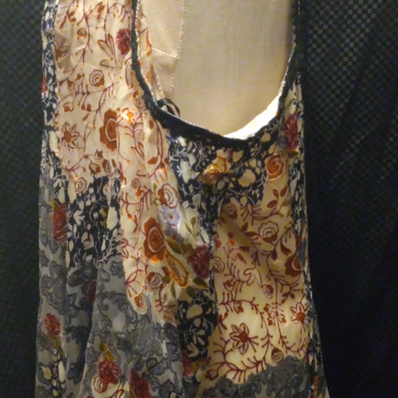 Top - Picture 3 of 6